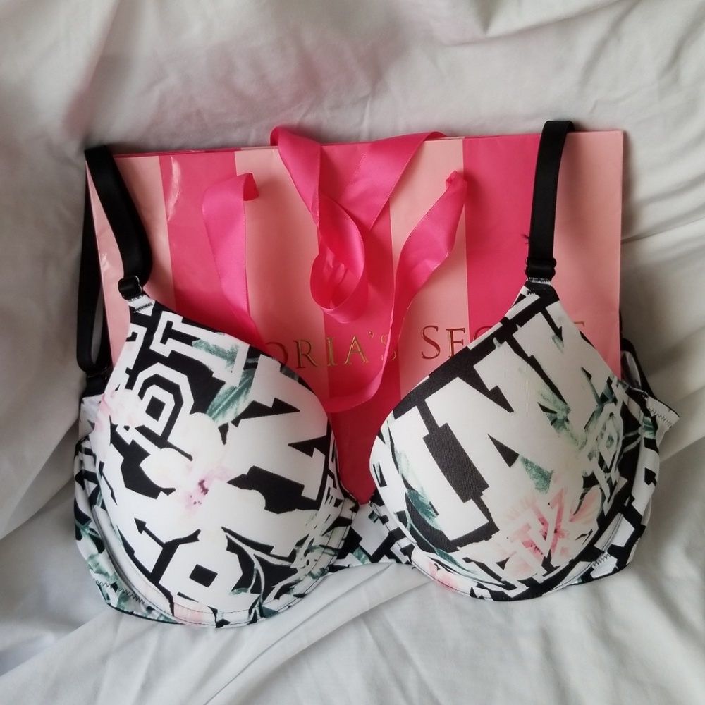 NWOT PINK Victoria's Secret bra 34D